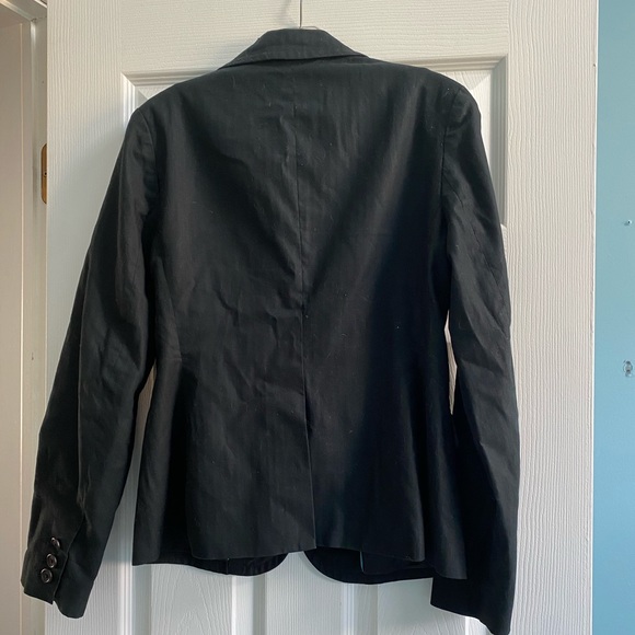 ❤️ Black Gap blazer ❤️ - Picture 2 of 11